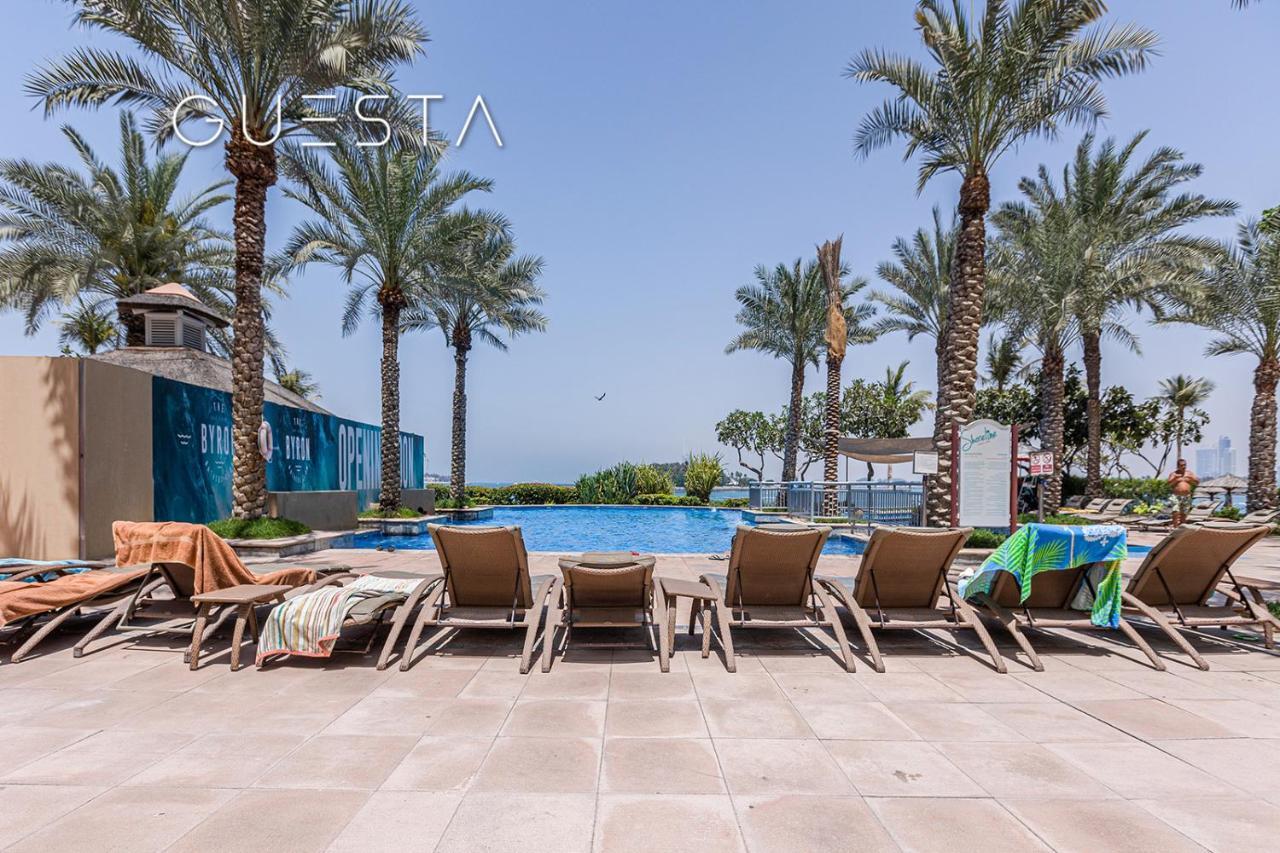 Shoreline The Palm, Free Beach & Pool Access ドバイ エクステリア 写真